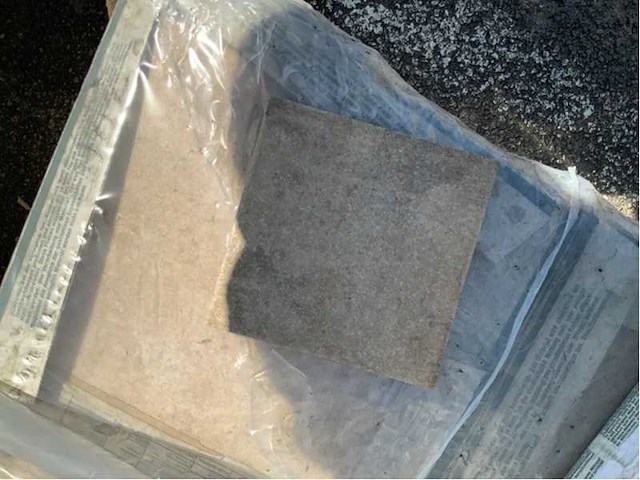 Keramische tegels ca. 4,60m2+ 1,2m2 + plinten - afbeelding 2 van  3