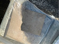 Keramische tegels ca. 4,60m2+ 1,2m2 + plinten - afbeelding 2 van  3