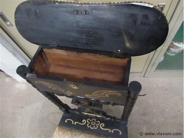 Kerkstoel - afbeelding 2 van  3