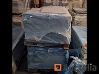 Kermaische tegels 45 x 45 totaal 54m2 - afbeelding 3 van  4