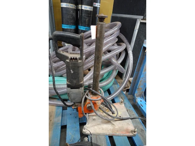 Kernboor met steun - afbeelding 1 van  3