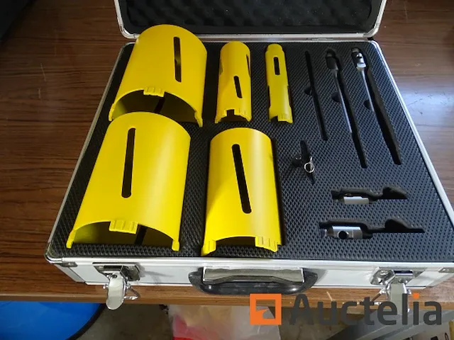 Kernboren set voor kernboormachine in een koffer - afbeelding 6 van  7