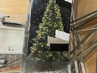 Kerstboom met verlichting ± h 210cm - afbeelding 2 van  4