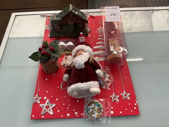 Kerstdecoratie. - afbeelding 1 van  2
