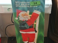 Kerstman op verlichte ladder - afbeelding 1 van  1
