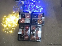 Kerstmatriaal - afbeelding 1 van  3