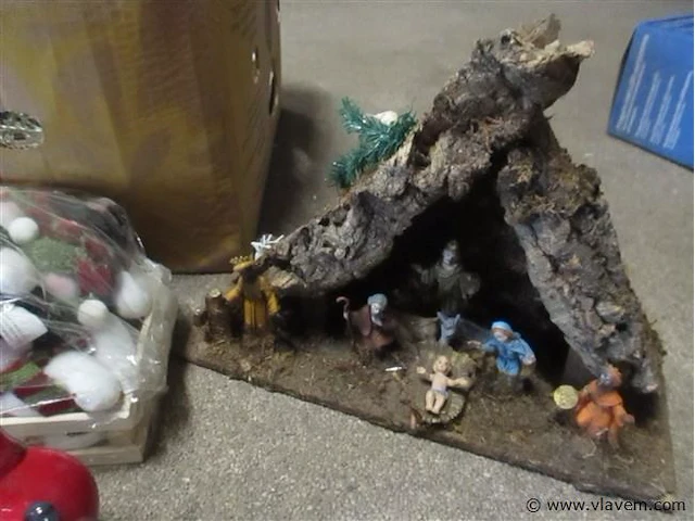 Kerstmatriaal - afbeelding 2 van  2