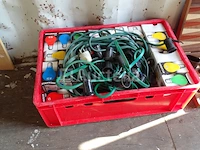 Kerstslinger met bollensets - afbeelding 1 van  5