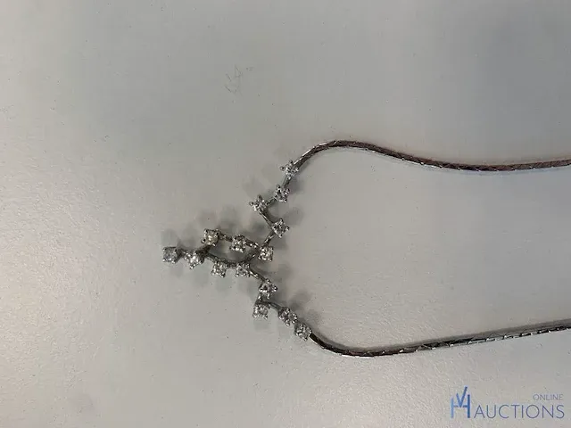 Ketting in zilverkleurige uitvoering - afbeelding 5 van  5
