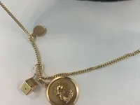 Ketting met 3 kleine kettinghangers - afbeelding 4 van  4