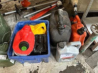 Kettingolie stihl en aspen 2 en olie - afbeelding 1 van  3