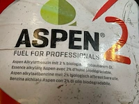 Kettingolie stihl en aspen 2 en olie - afbeelding 3 van  3