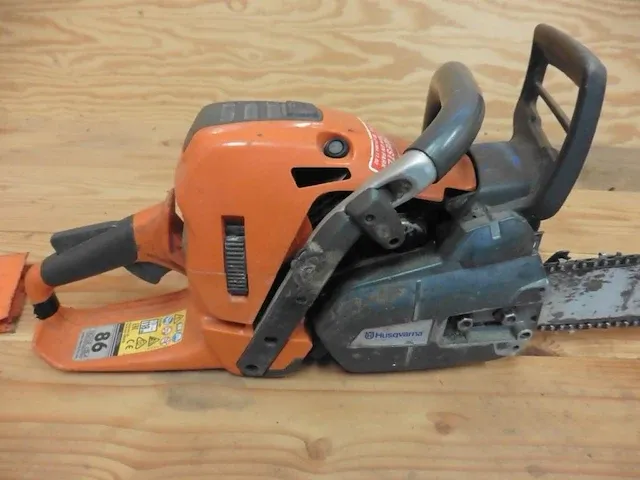 Kettingzaag husqvarna - afbeelding 3 van  4
