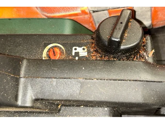 Kettingzaag metabo - afbeelding 3 van  6