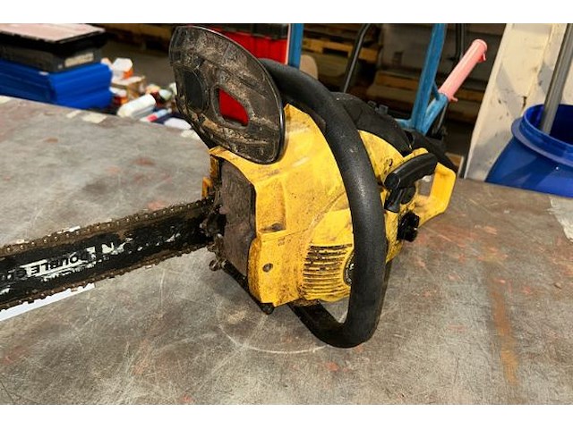 Kettingzaag powerplus - afbeelding 3 van  5