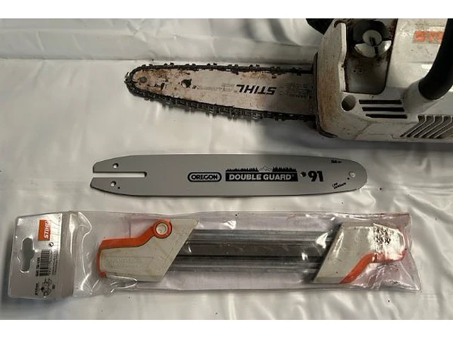 Kettingzaag stihl - afbeelding 4 van  4