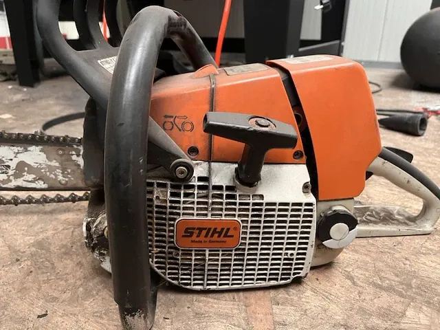 Kettingzaag stihl - afbeelding 4 van  7