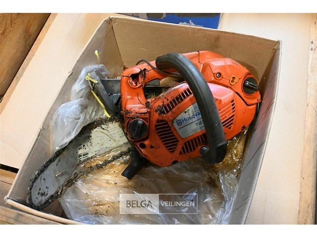 Kettingzaag - afbeelding 1 van  1