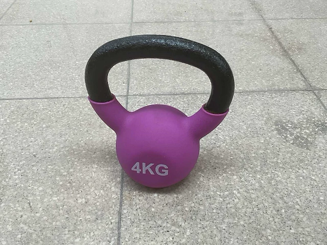 Kettlebell 4kg (4x) - afbeelding 1 van  1