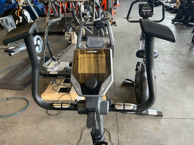 Kettler 9c uprightbike home trainer - afbeelding 4 van  5