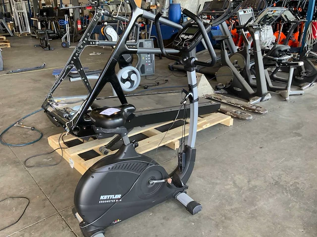 Kettler ex4 uprightbike home trainer - afbeelding 1 van  5