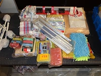 Keuken- en onderhouddoeken + handdoekhouder + borstelhouder - afbeelding 1 van  5
