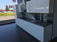 Keuken 380cm expo 27 in bouwpakket wit hoogglans - afbeelding 8 van  31