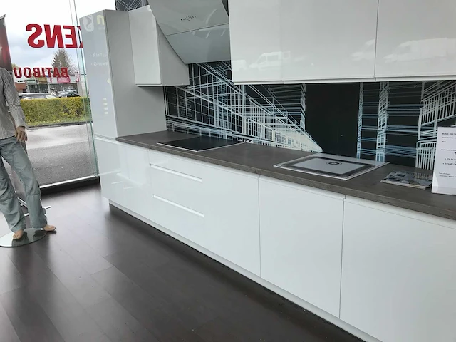 Keuken 380cm expo 27 in bouwpakket wit hoogglans - afbeelding 14 van  31