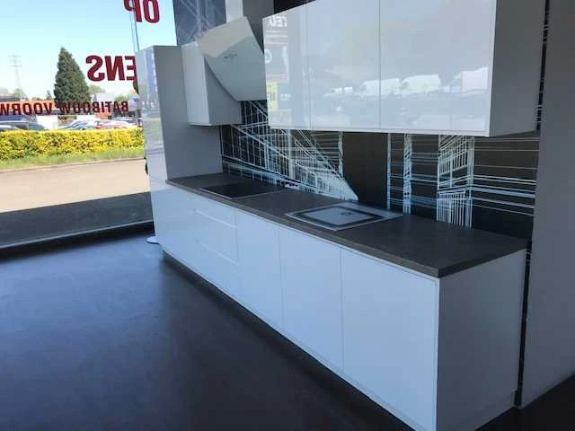 Keuken 380cm expo 27 in bouwpakket wit hoogglans - afbeelding 7 van  31