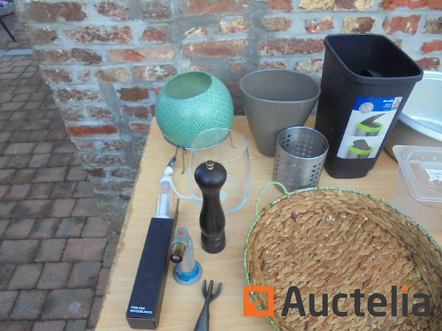 Keuken en decoratie + 10 kamers - afbeelding 3 van  4