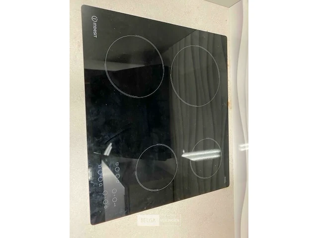 Keuken met inbouw toestellen (rouwkoop) - afbeelding 3 van  29