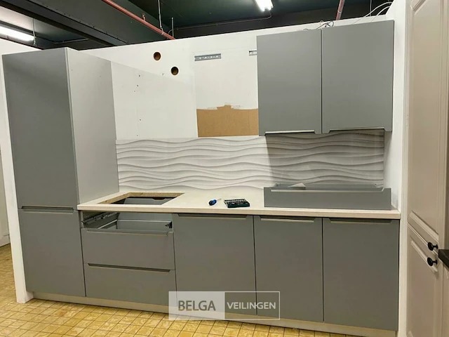 Keuken met inbouw toestellen (rouwkoop) - afbeelding 9 van  29