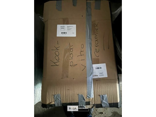 Keuken met inbouwapparatuur - - afbeelding 15 van  28