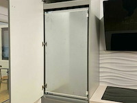 Keuken met inbouwapparatuur - - afbeelding 23 van  28