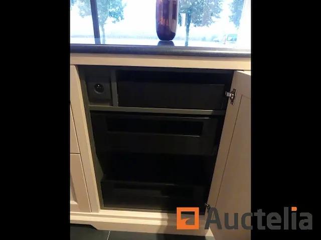 Keuken met inbouwapparatuur (model show) - afbeelding 3 van  28