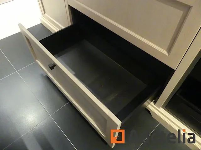 Keuken met inbouwapparatuur (model show) - afbeelding 8 van  28