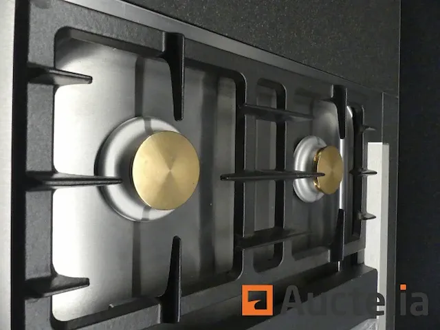 Keuken met inbouwapparatuur (model show) - afbeelding 19 van  28