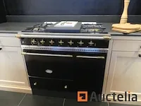 Keuken met inbouwapparatuur (model show) - afbeelding 25 van  28