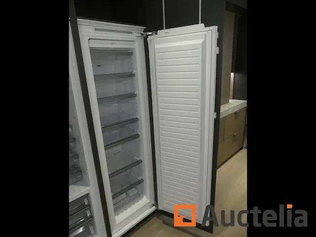 Keuken met inbouwapparatuur (model show) - afbeelding 4 van  33