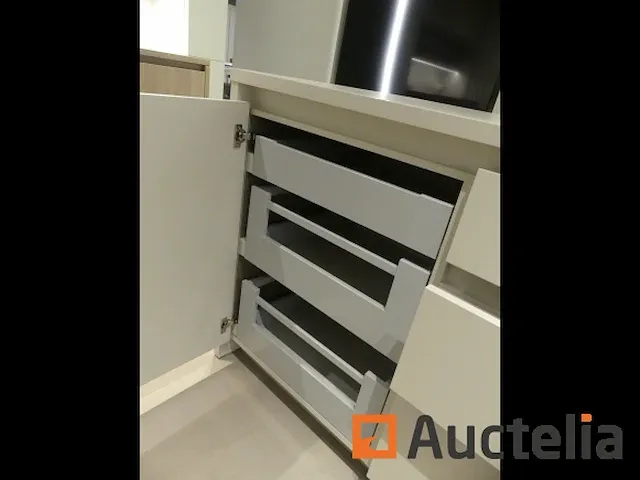 Keuken met inbouwapparatuur (model show) - afbeelding 7 van  41