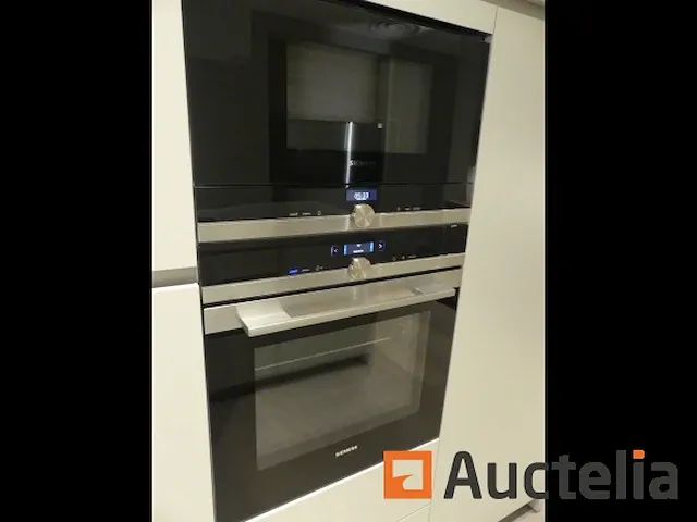 Keuken met inbouwapparatuur (model show) - afbeelding 12 van  41