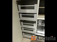 Keuken met inbouwapparatuur (model show) - afbeelding 27 van  41