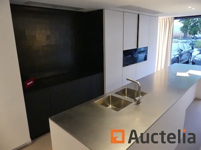 Keuken met inbouwapparatuur (model show) - afbeelding 5 van  40