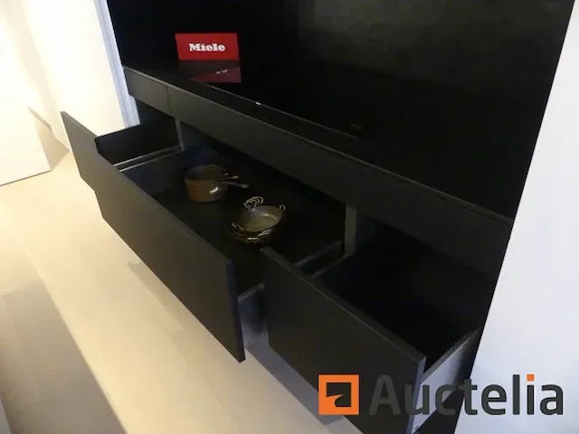 Keuken met inbouwapparatuur (model show) - afbeelding 12 van  40