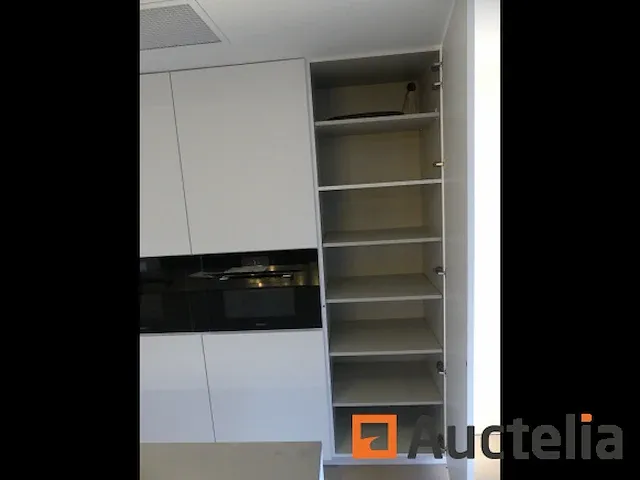 Keuken met inbouwapparatuur (model show) - afbeelding 39 van  40