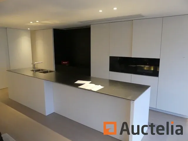 Keuken met inbouwapparatuur (model show) - afbeelding 40 van  40