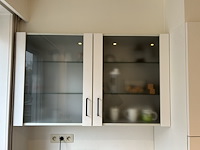 Keuken met inrichting en kookeiland - afbeelding 6 van  14