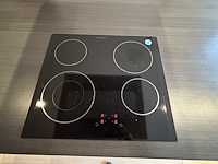 Keuken met inrichting en kookeiland - afbeelding 13 van  14