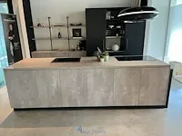 Keuken met kookeiland - afbeelding 20 van  26