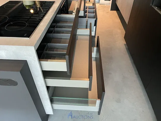 Keuken met kookeiland - afbeelding 25 van  26